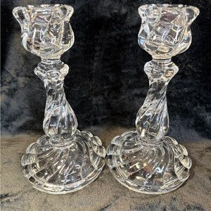 2 Colony by FOSTORIA 9.5” Rosebud Swirl Twisted Candlestick Holders 5.25” Base
